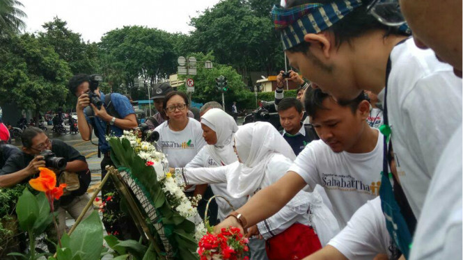 Tabur bunga memperingati setahun Bom Thamrin, Sabtu, 14 Januari 2017